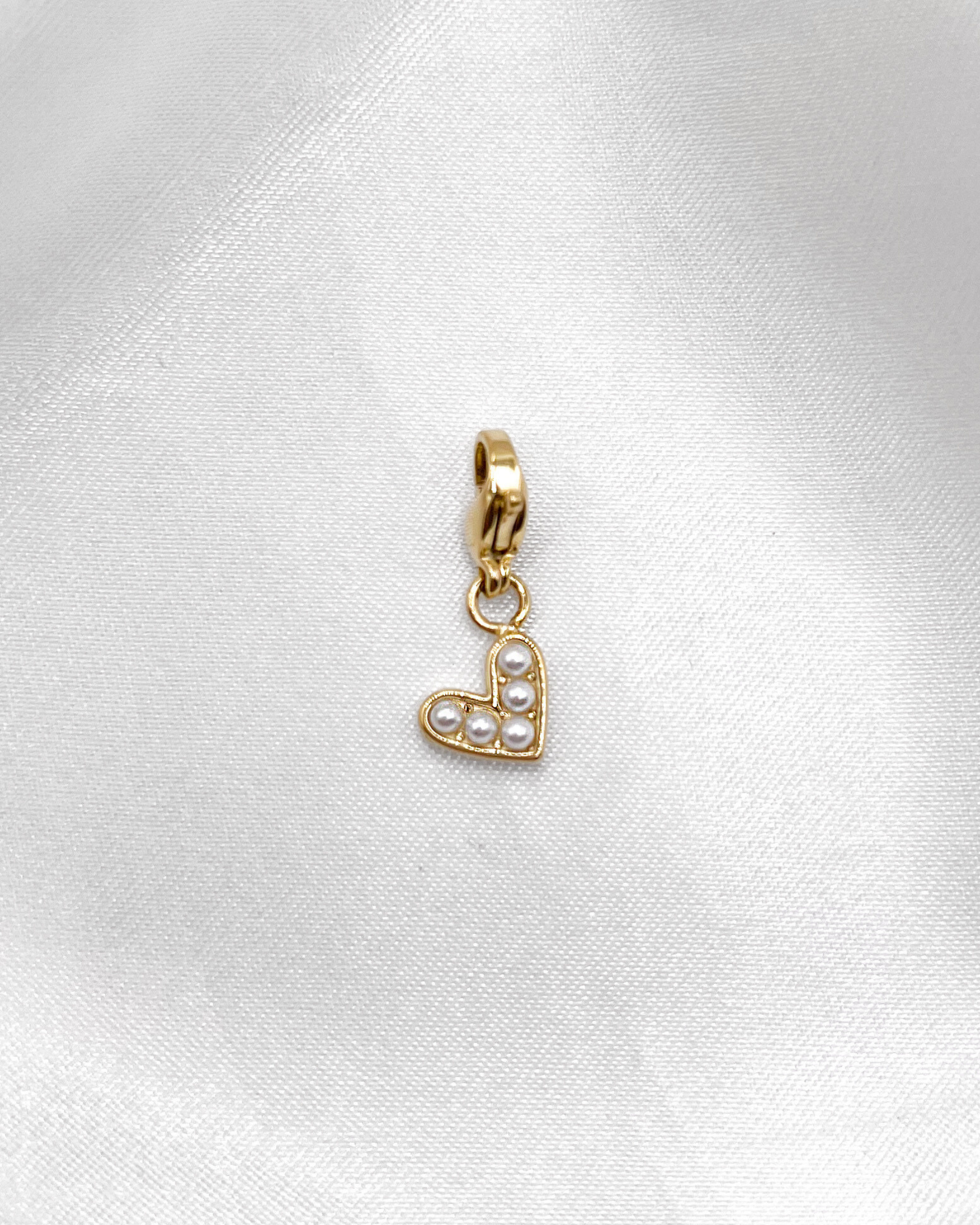 Charm Pearl Heart