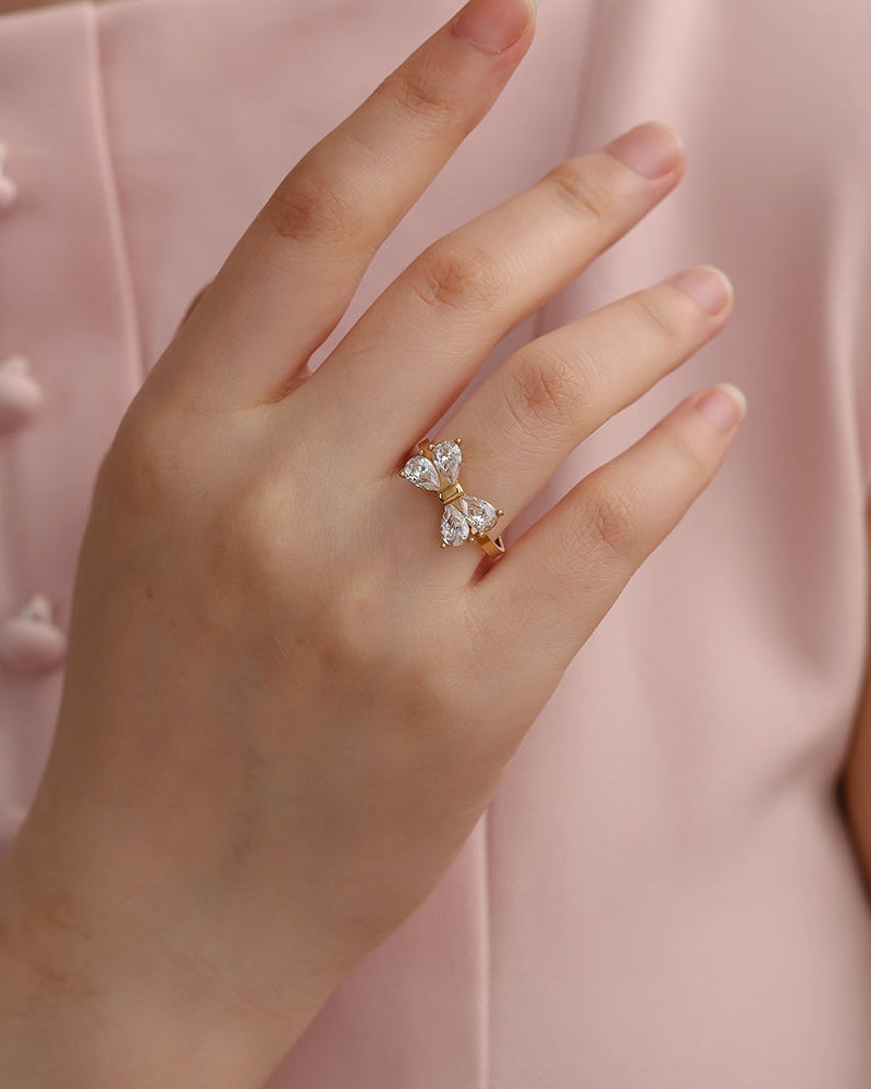 Ring Sparkly Bow