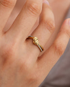 Ring Knot Luxe