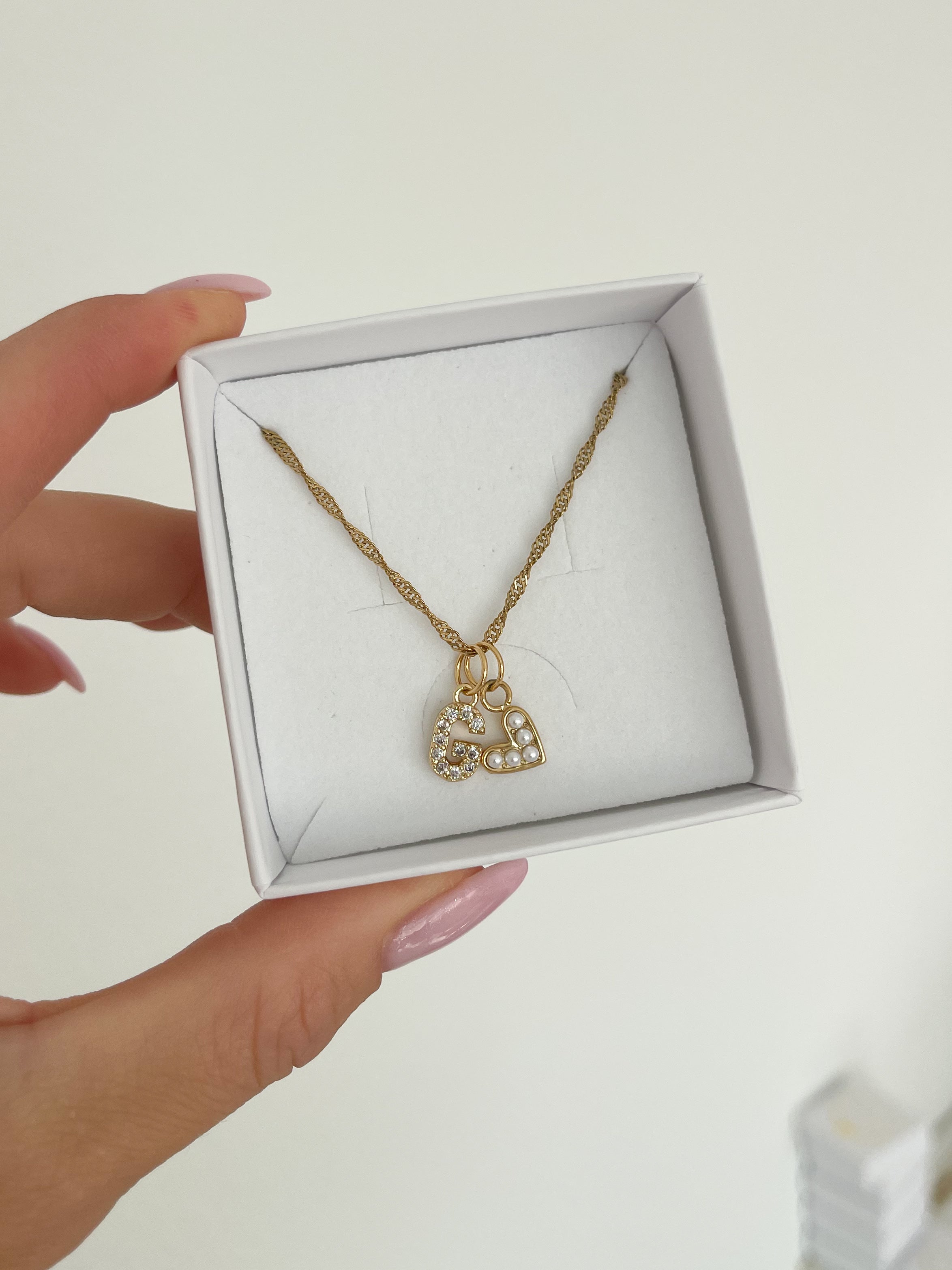 Charm Pearl Heart