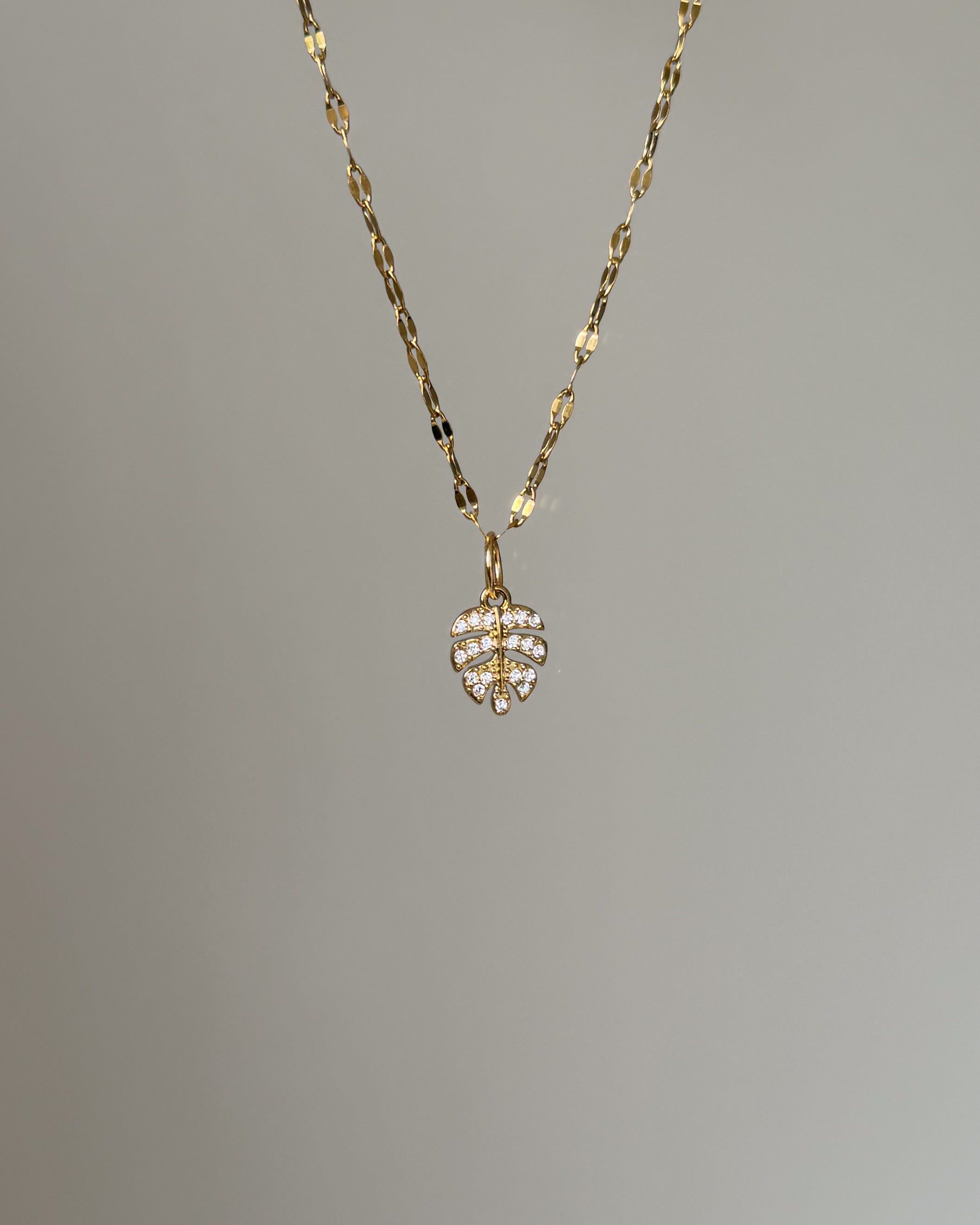 Charm Sparkle Leaf