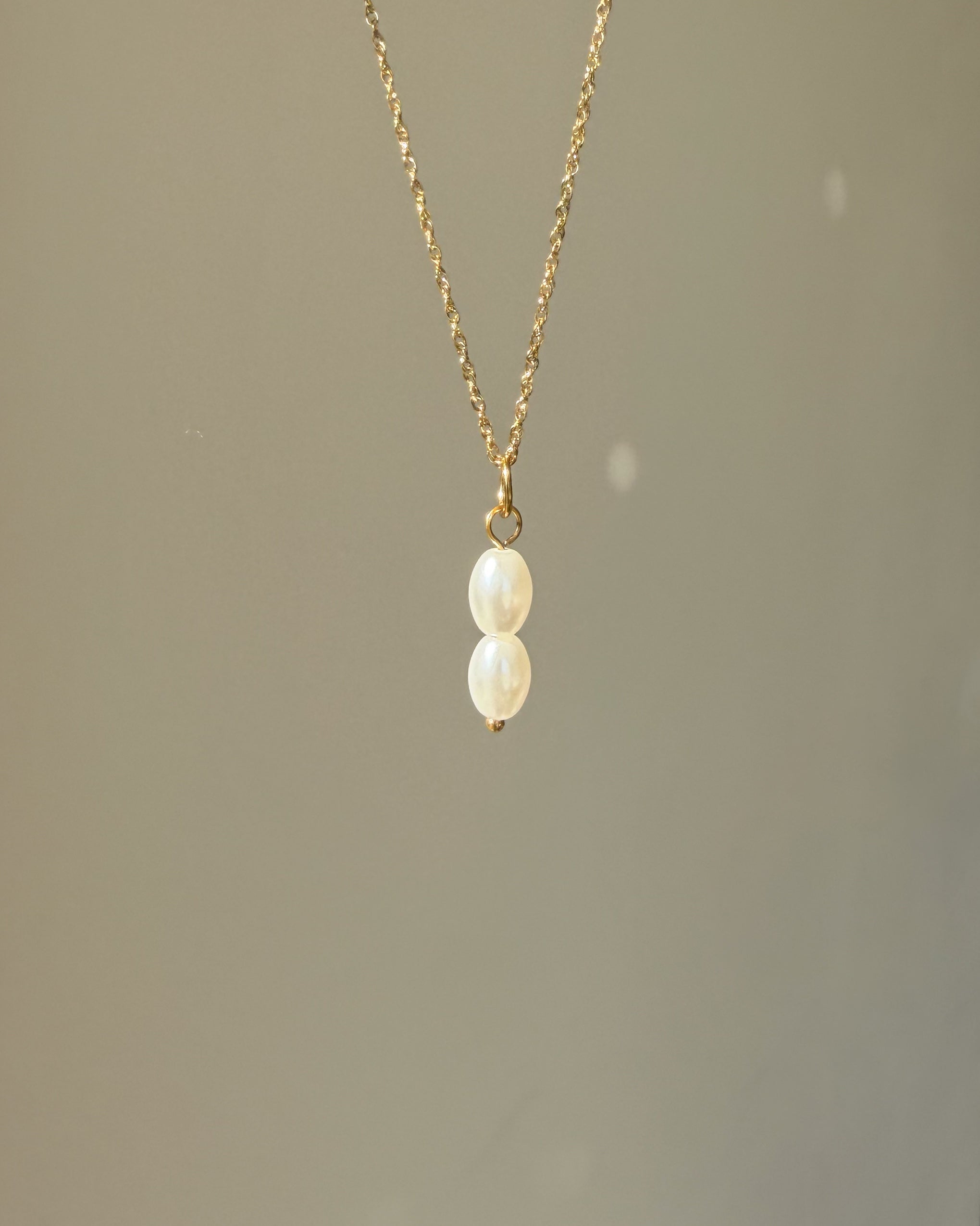 Charm Double Pearl