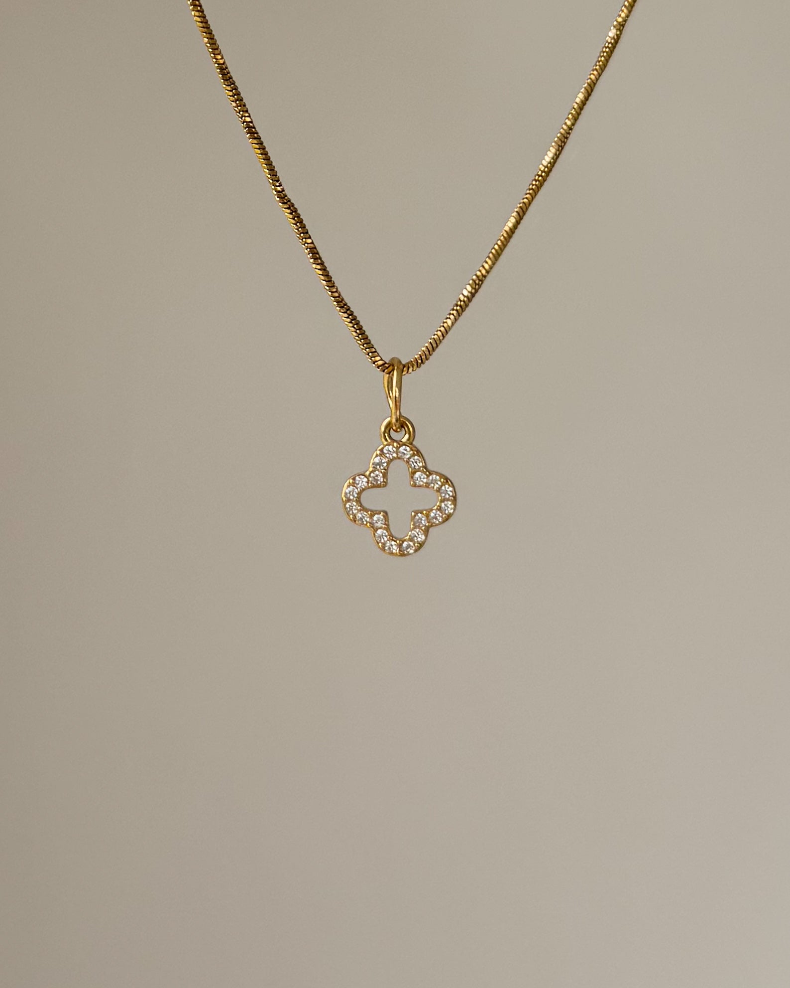 Charm Sparkling Clover