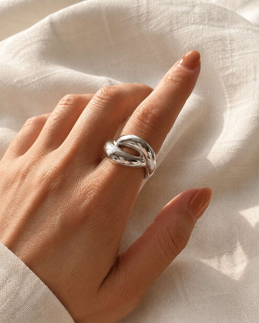 Ring Amora