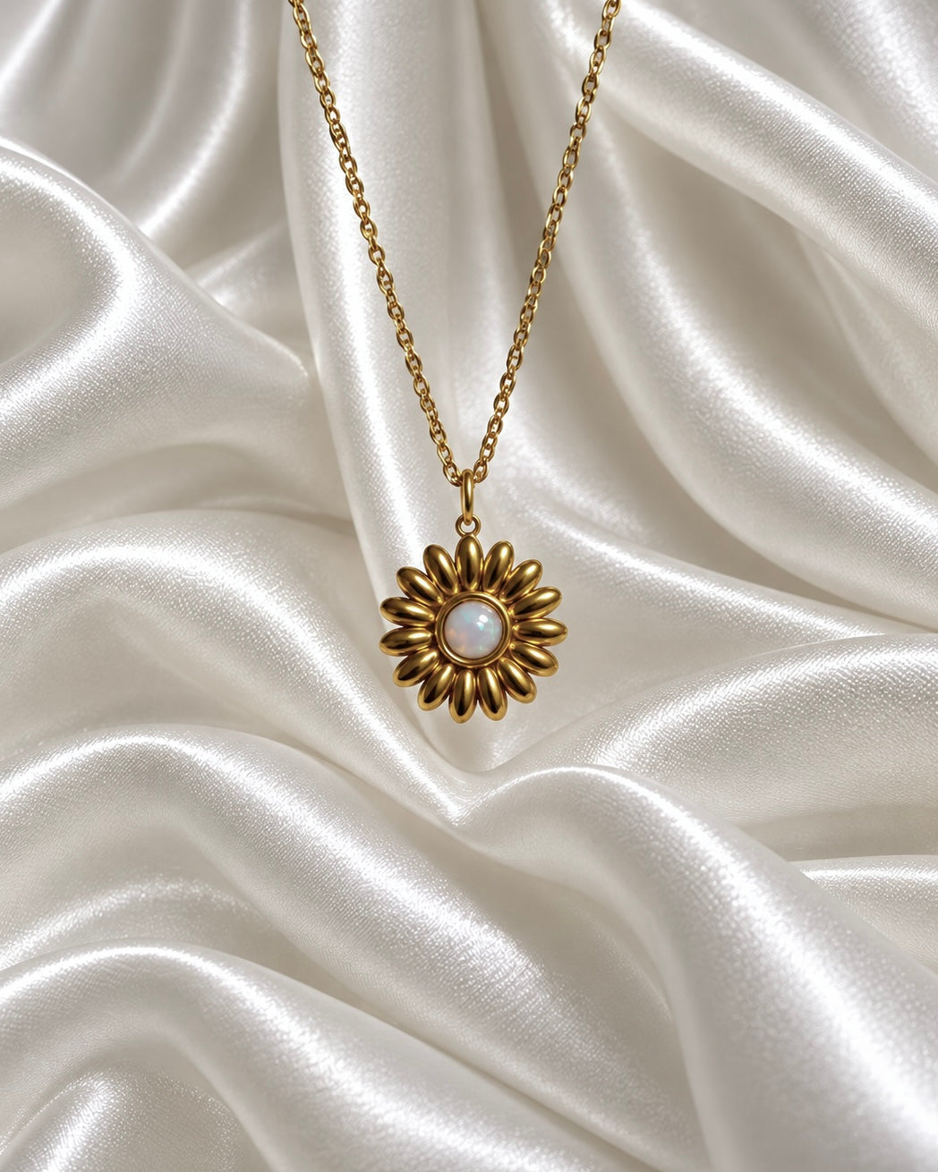 Charm Golden Daisy