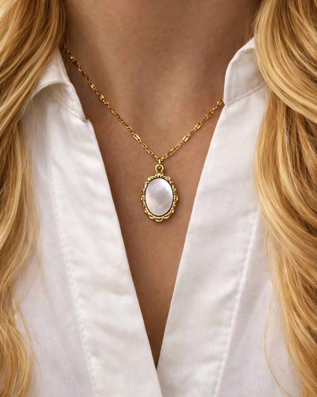 Charm Mirror of Shell