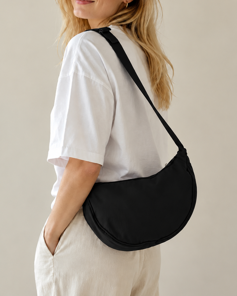 Everyday Half Moon Bag | Schwarz