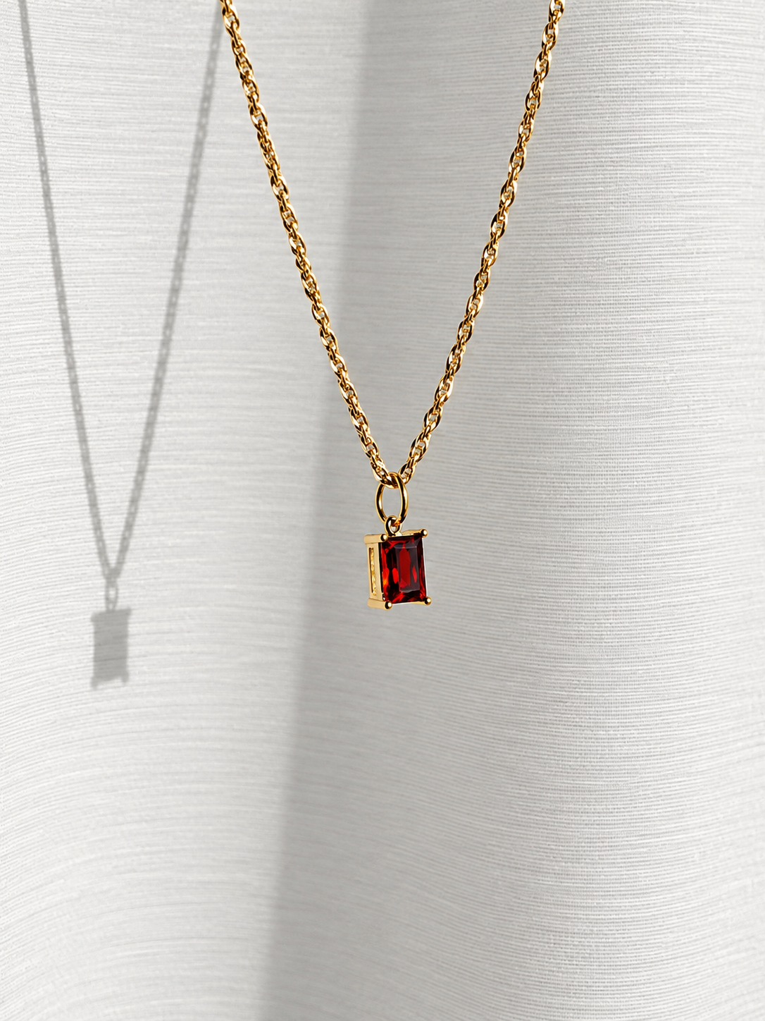 Charm Ruby Glow
