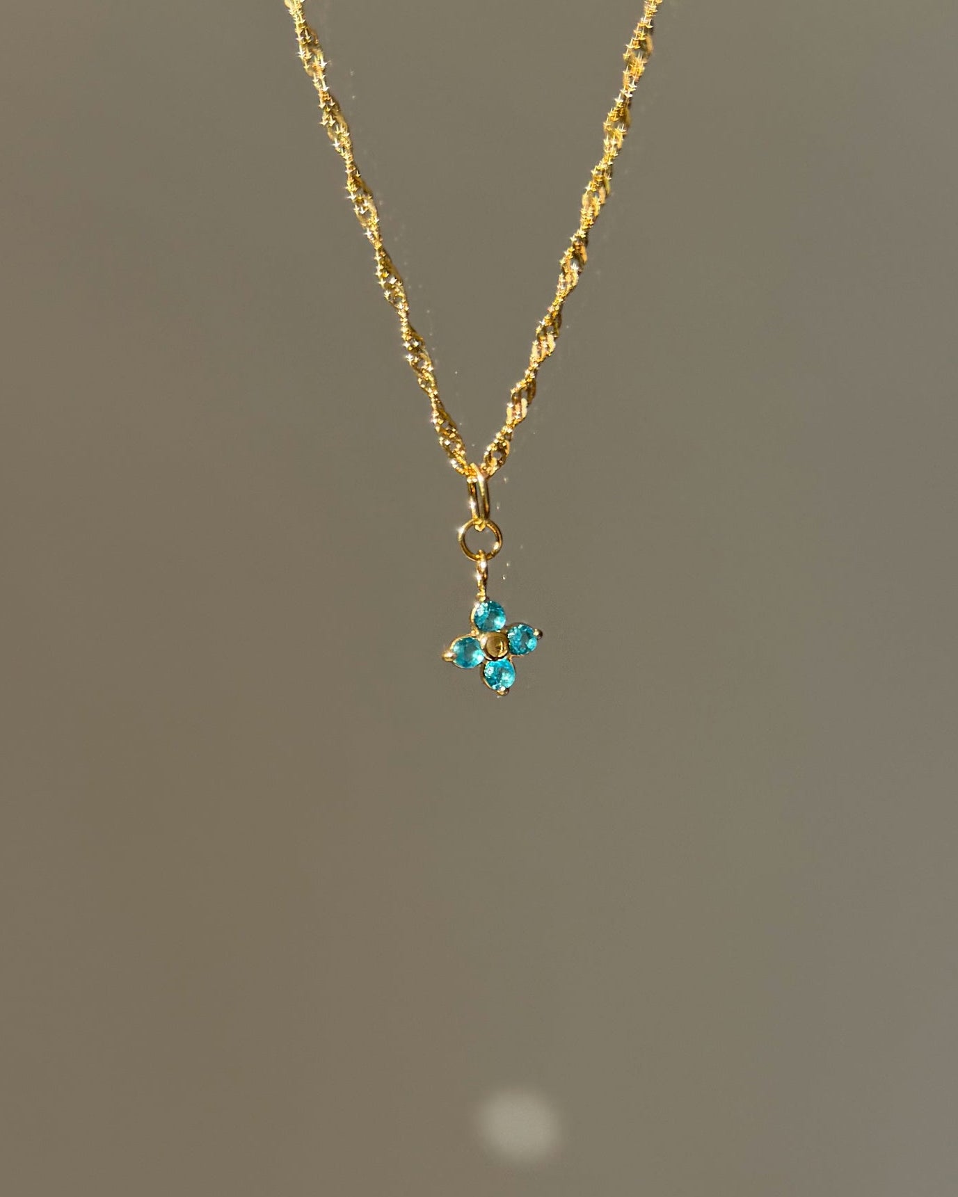 Charm Blue Clover