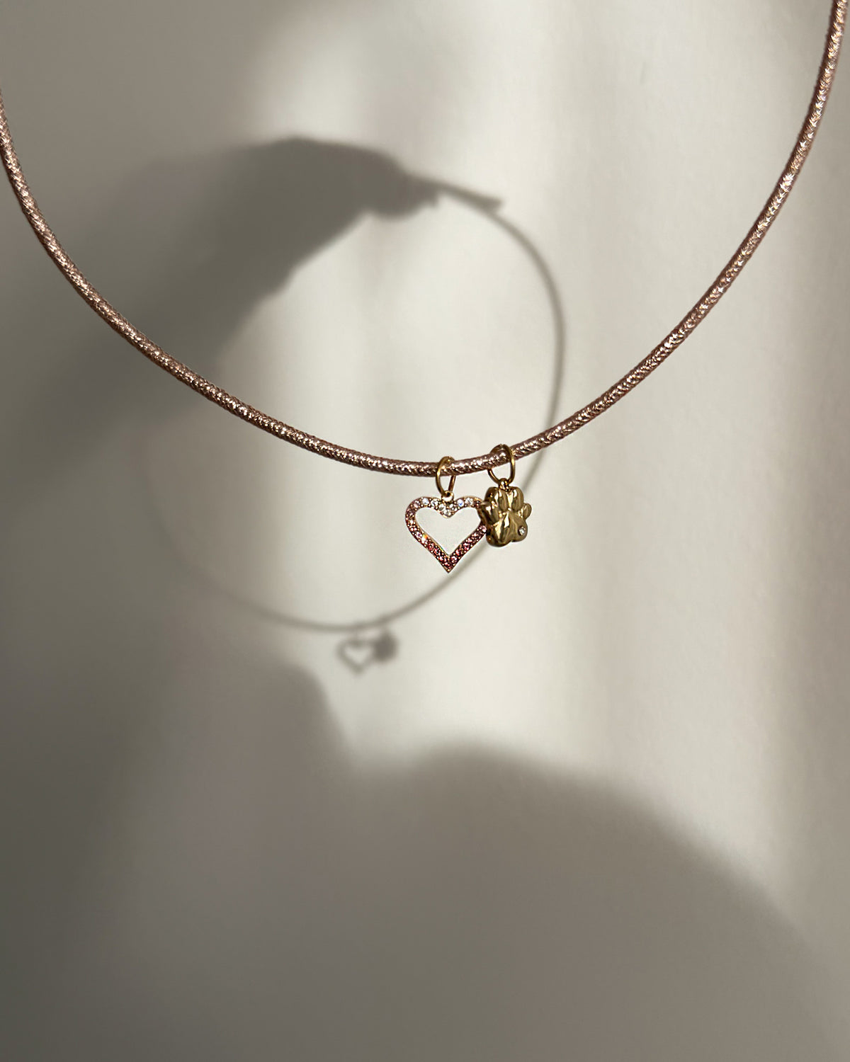 The Magnetic Base | Roségold