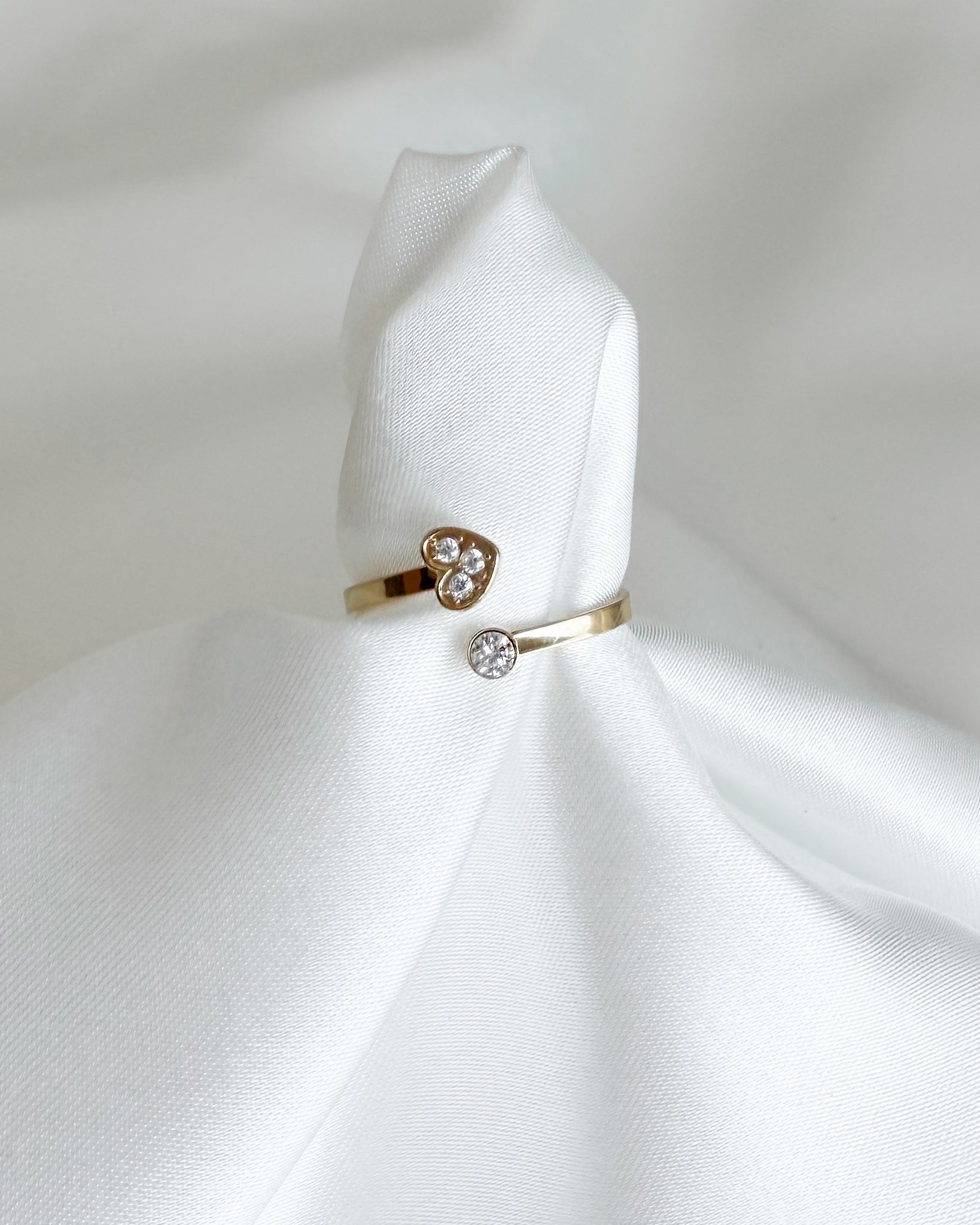 Ring Tiny Heart Spark