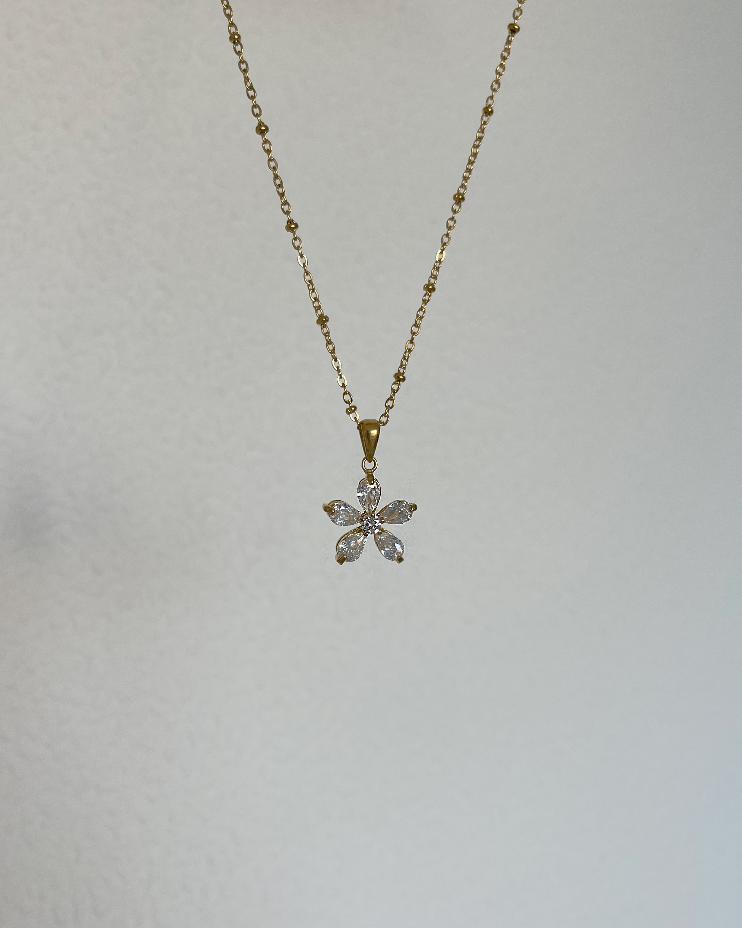 Halskette Crystal Bloom