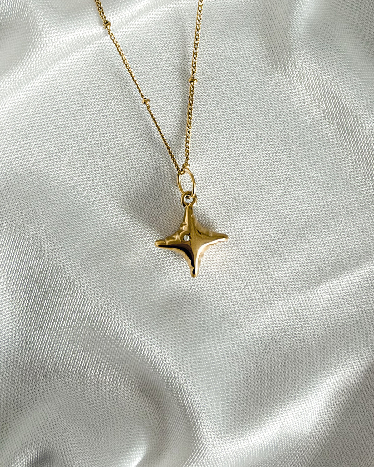 Charm Golden Star
