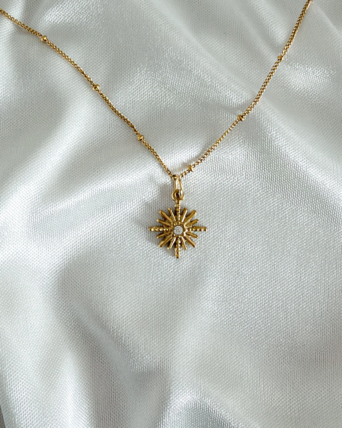 Charm Golden Starburst