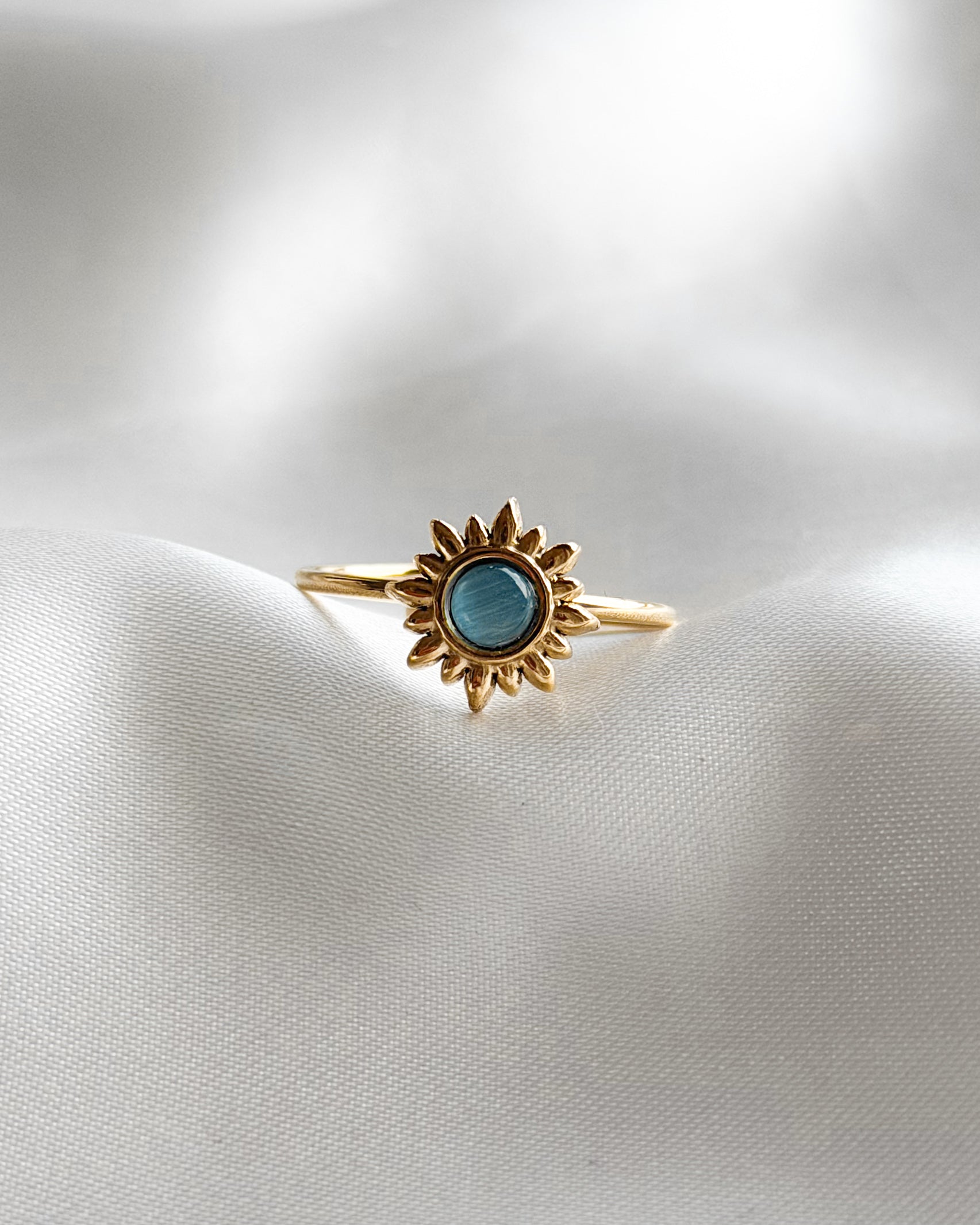 Ring Sunny Blue