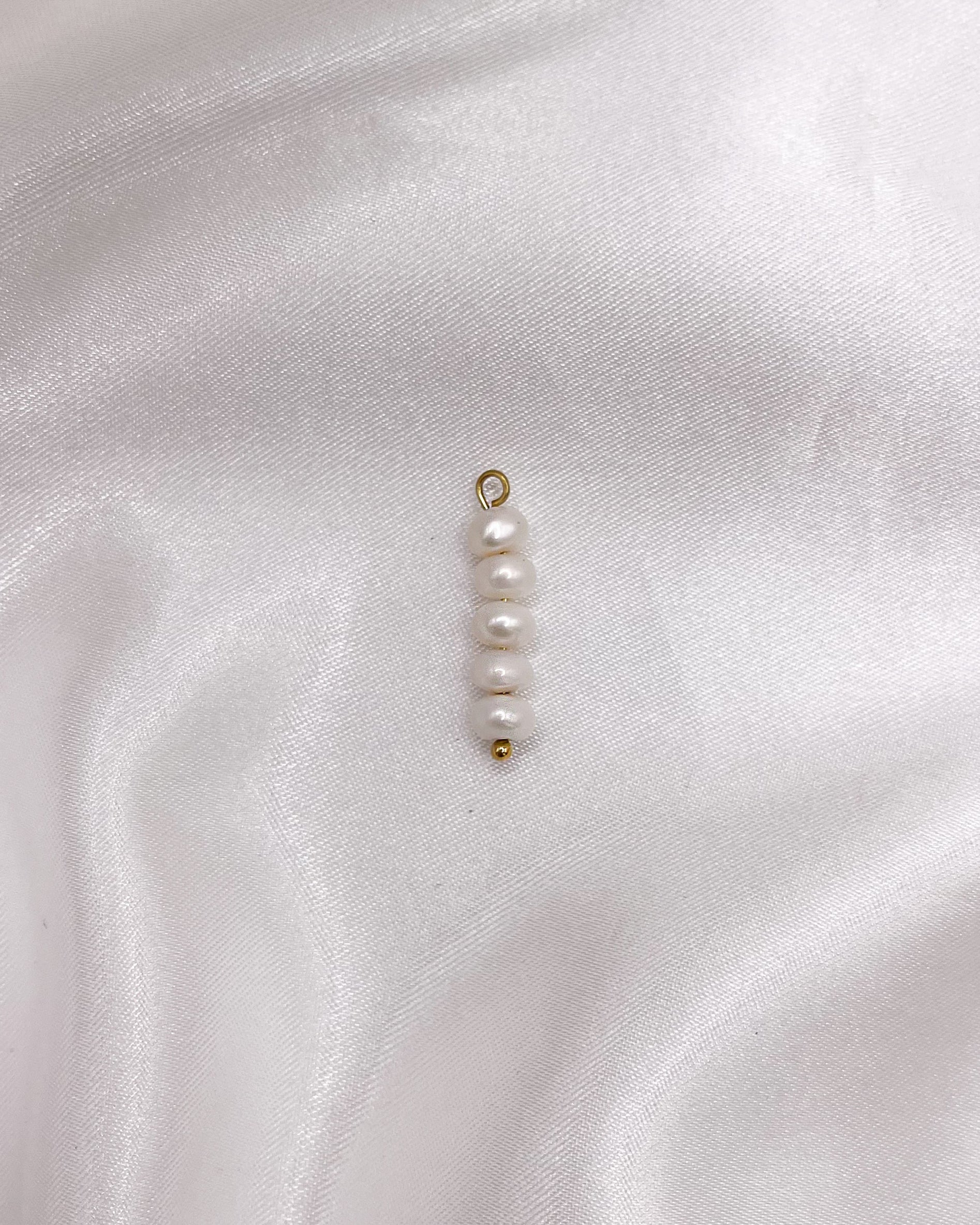 Charm Pearl Drop