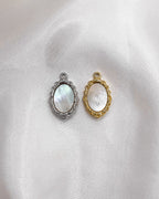 Charm Mirror of Shell