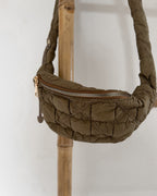 Puffy Crossbody Bag | Oliv