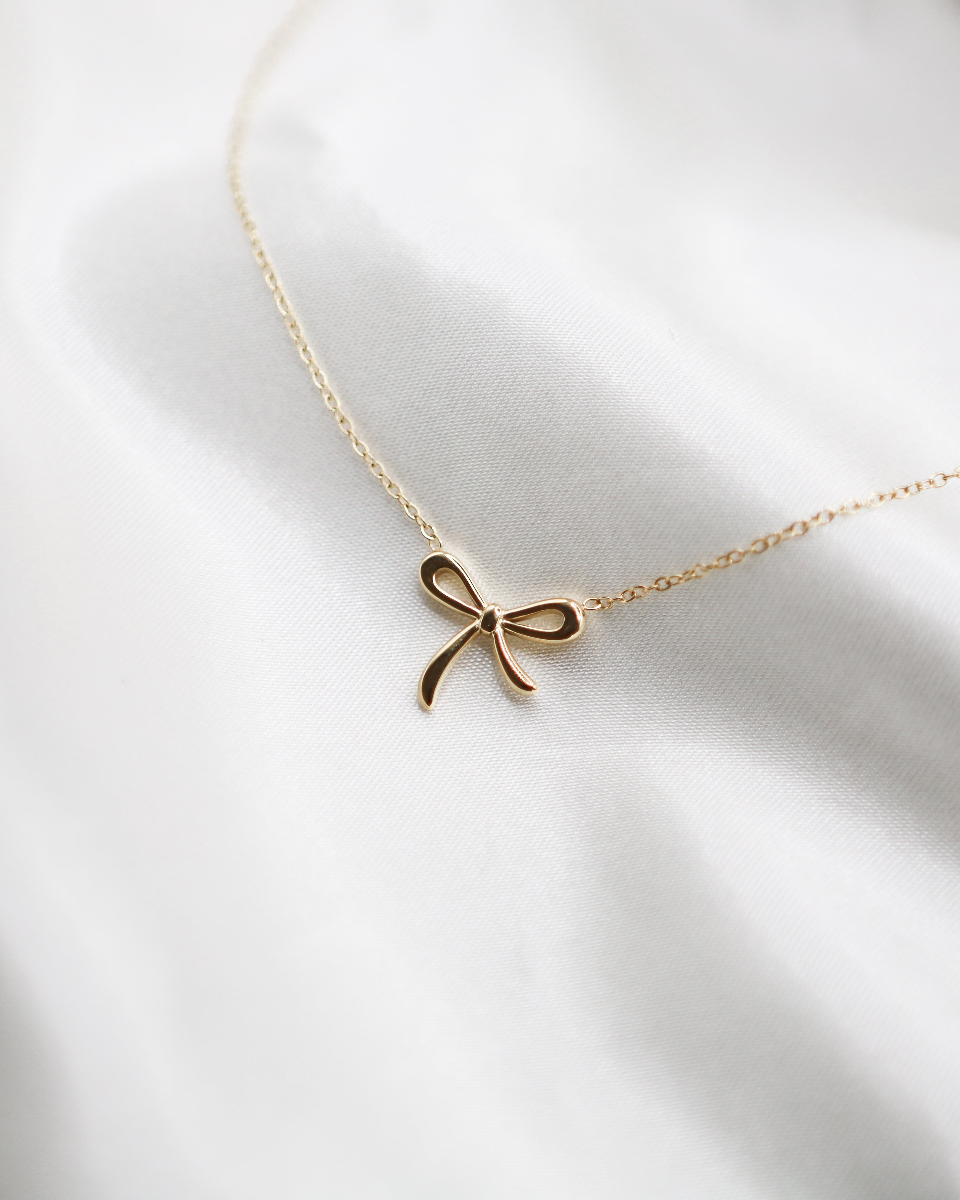 Halskette Golden Bow