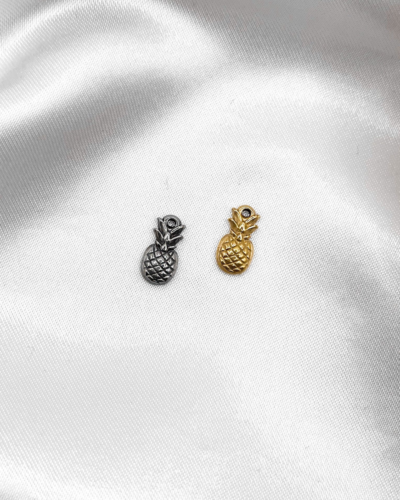 Charm Pineapple