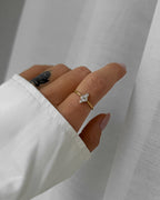 Ring Crystal Leaves