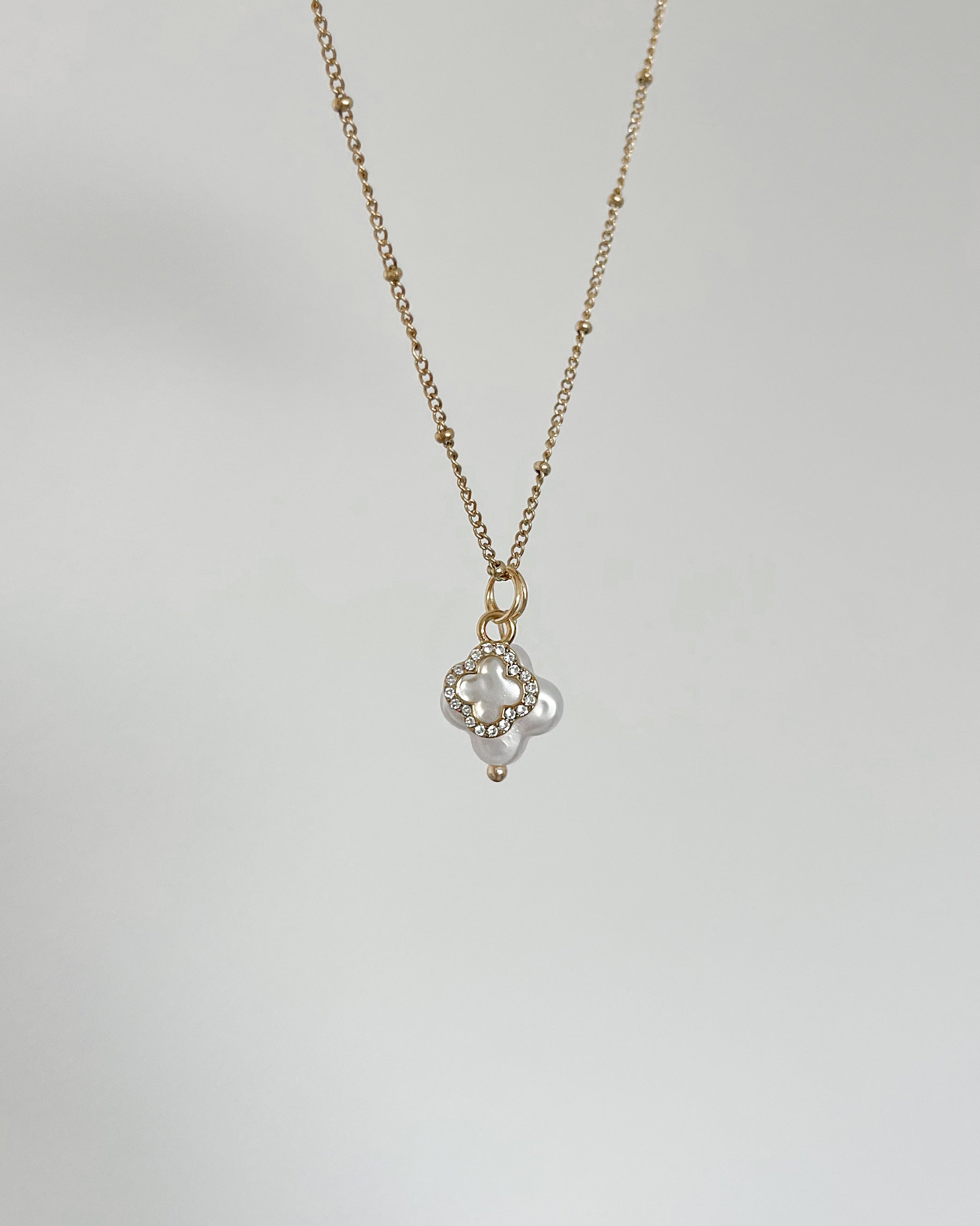 Charm Luna Pearl