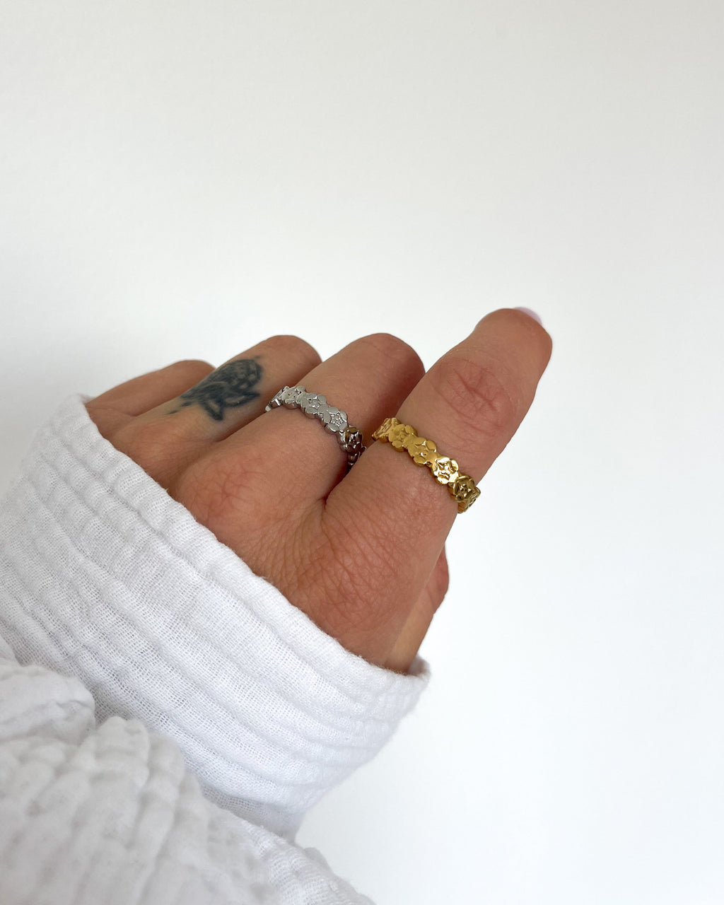 Ring Flower Band