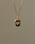 Charm Golden Heart Frame