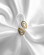 Ring Golden Sculpture