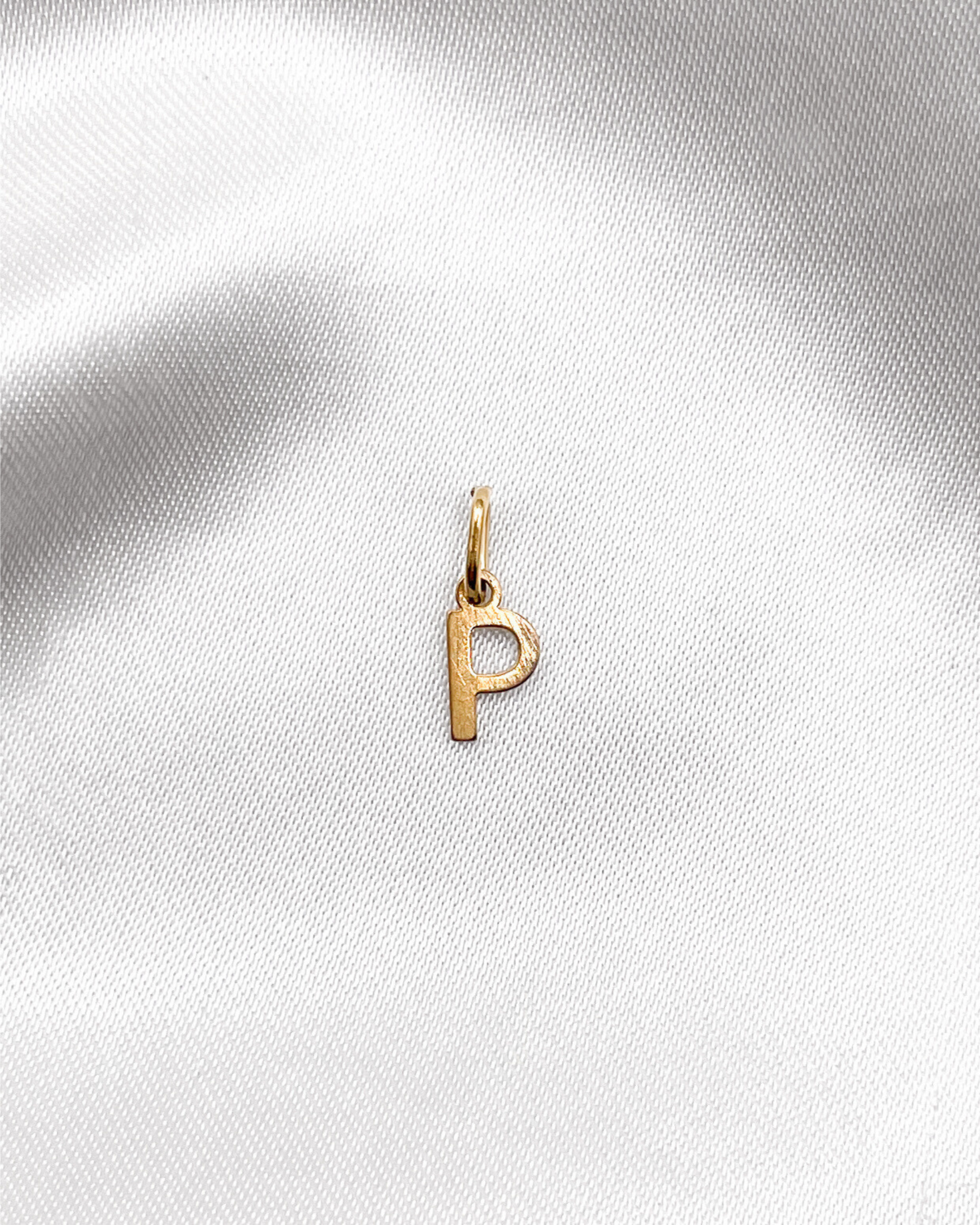 Charm Classic Letter