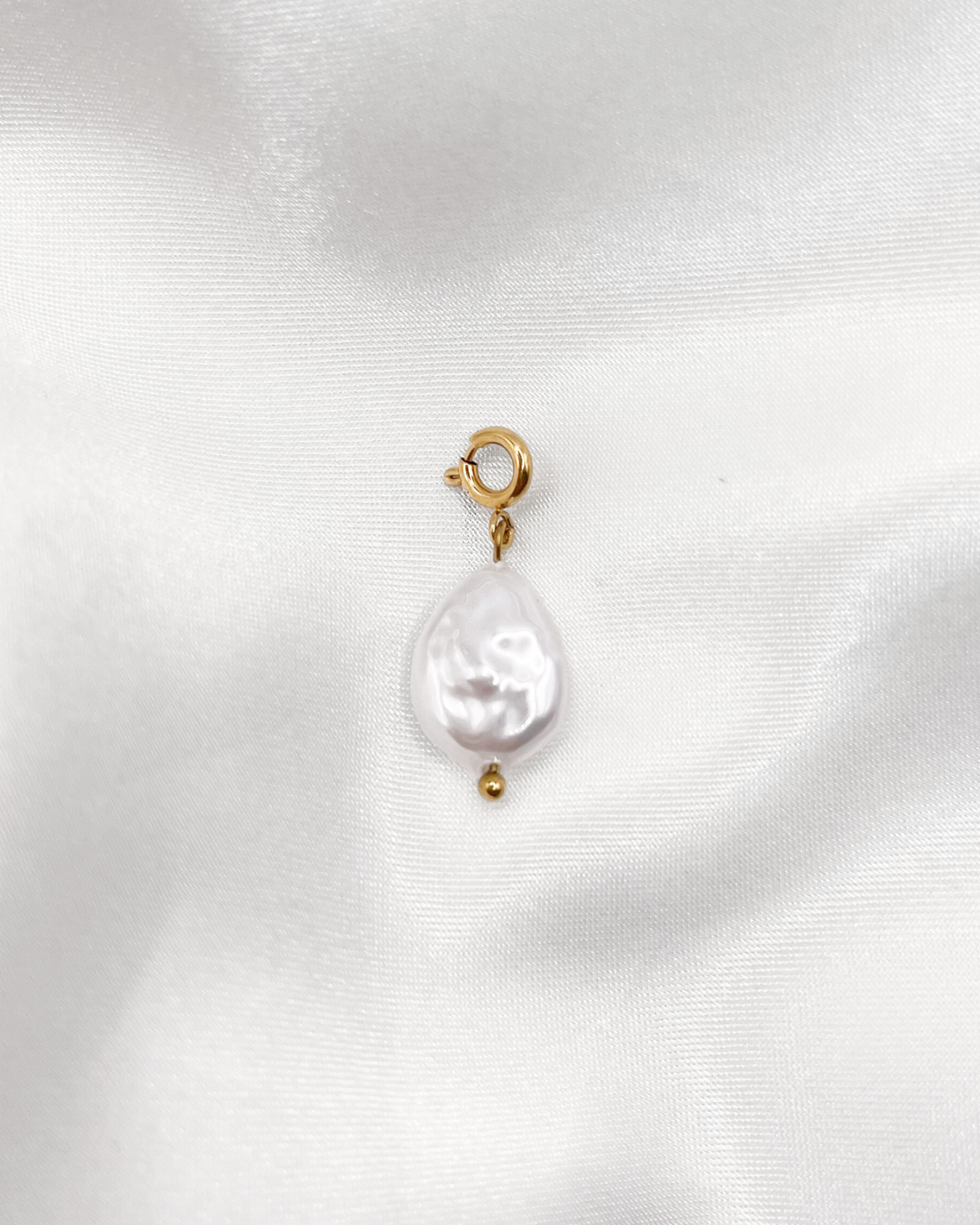 Charm Baroque Pearl