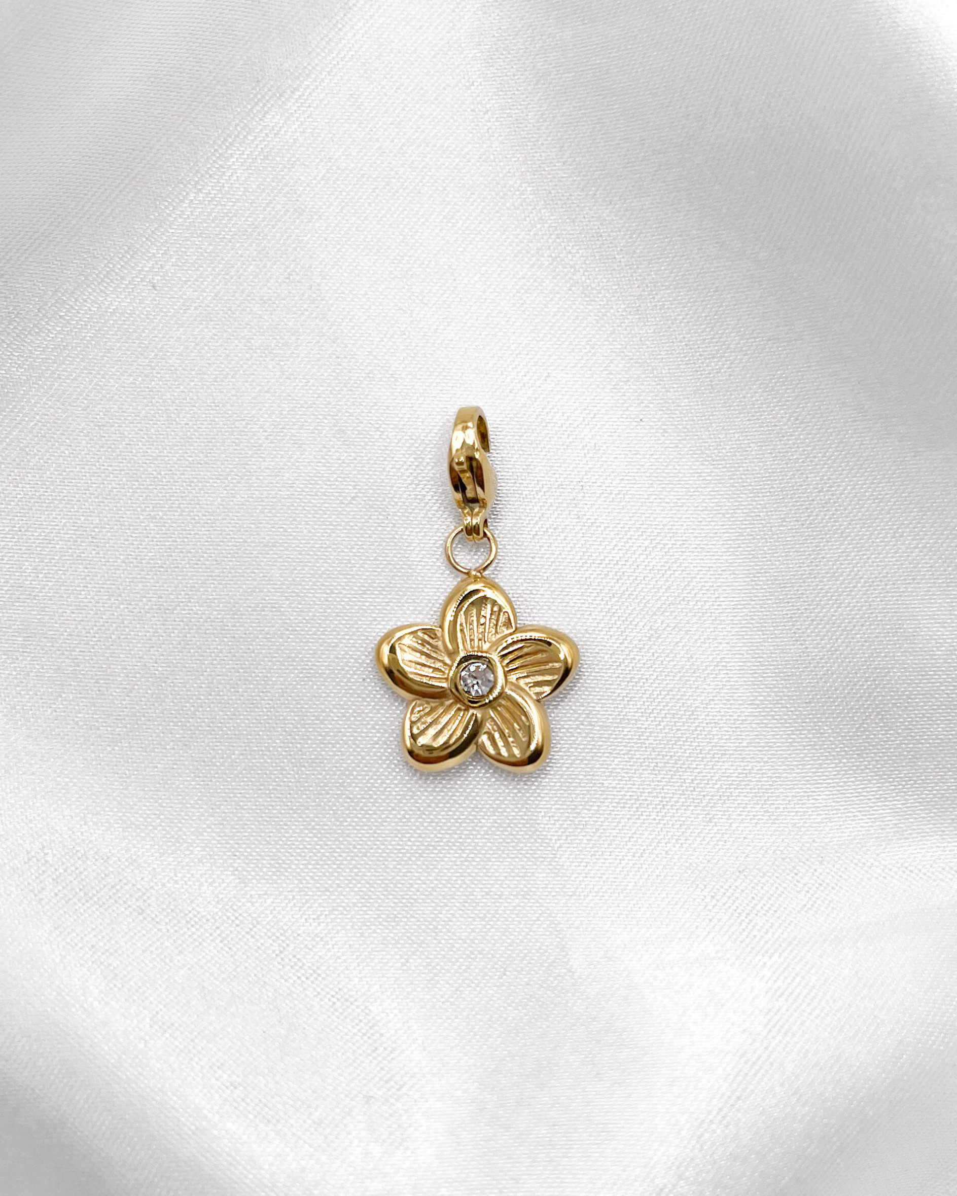 Charm Daisy Spark