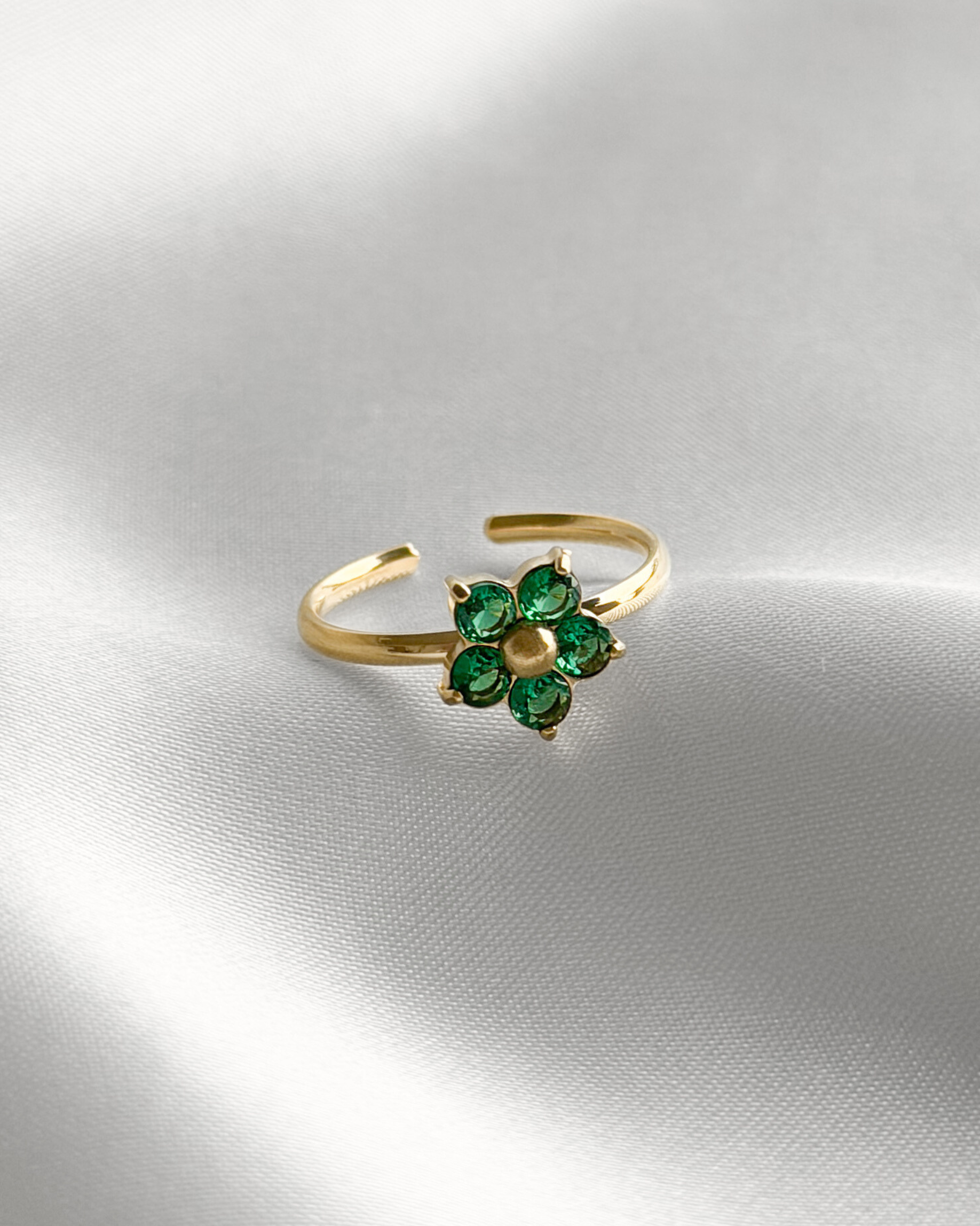 Ring Emerald Bloom