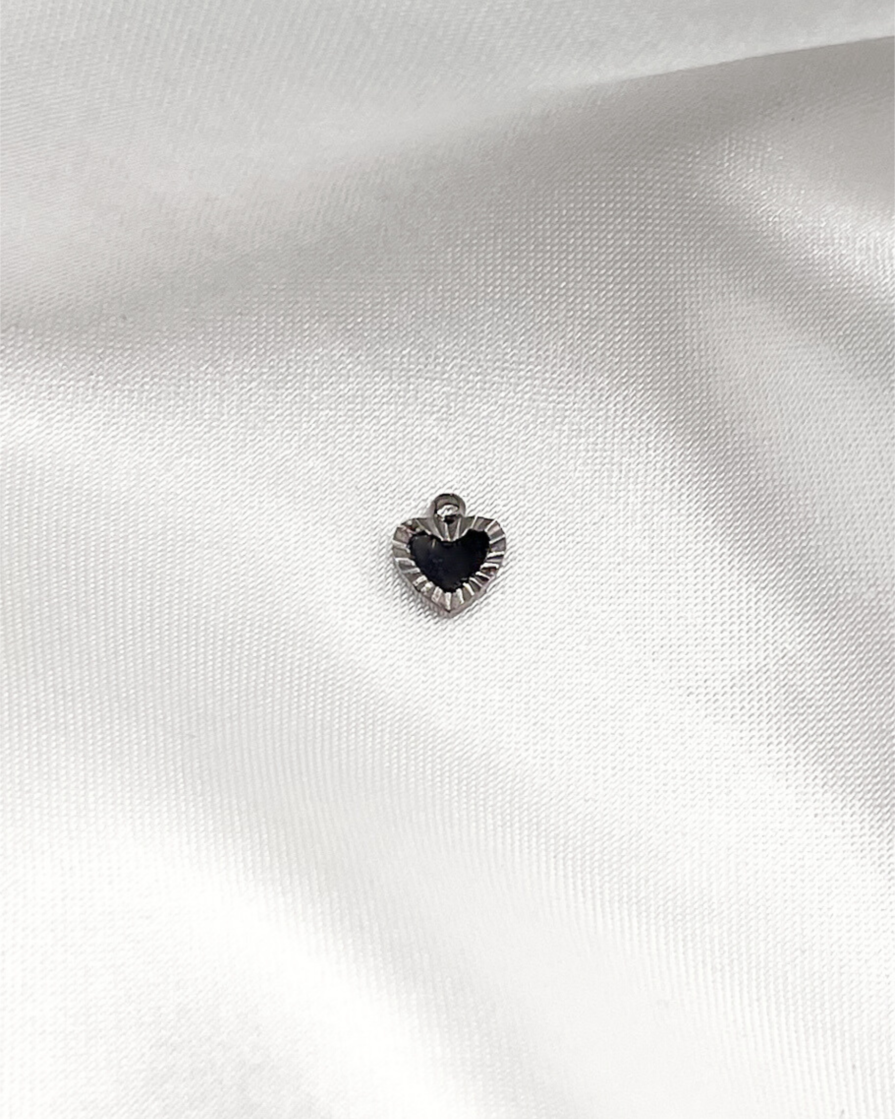 Charm Black Velvet