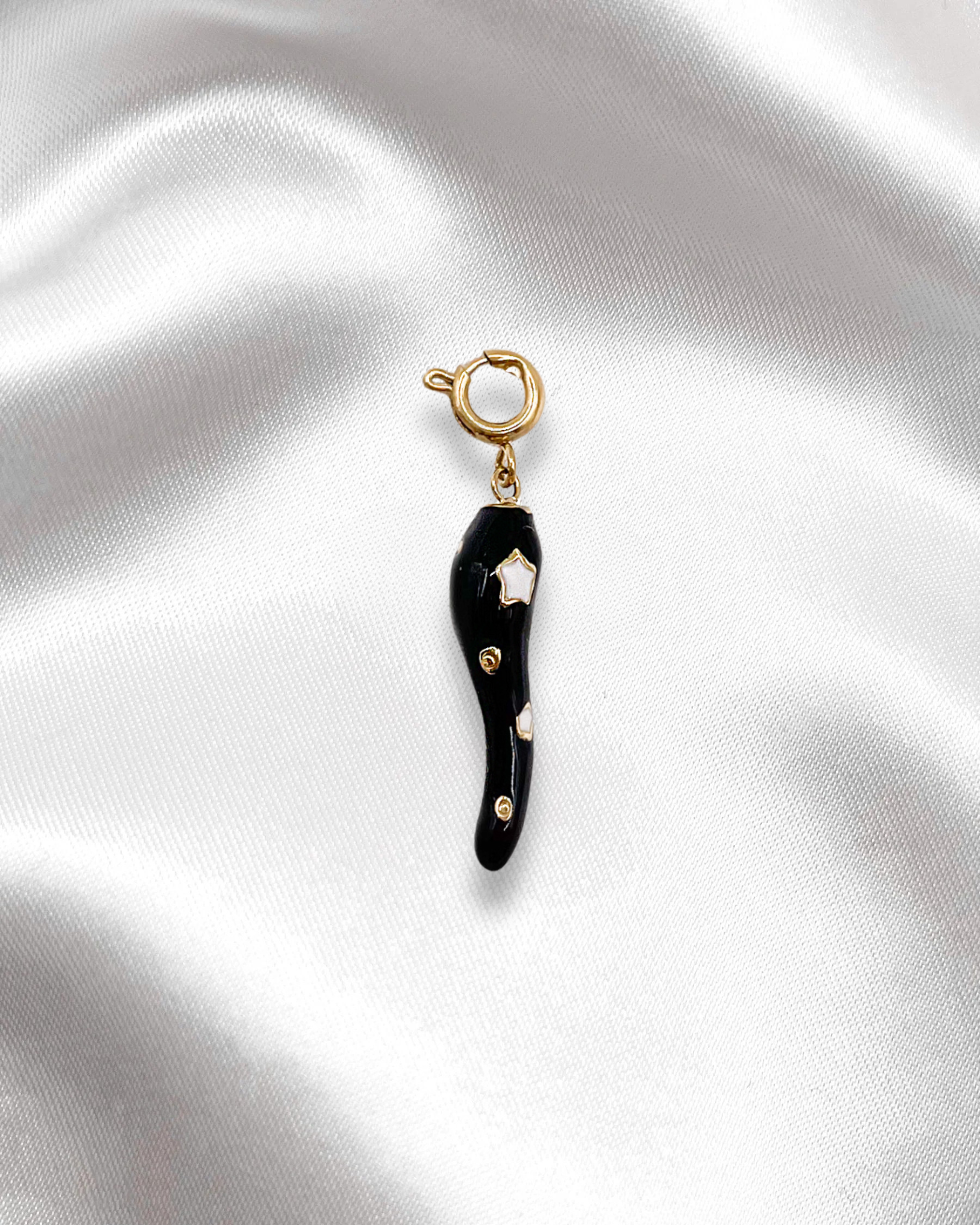 Charm Black Chili
