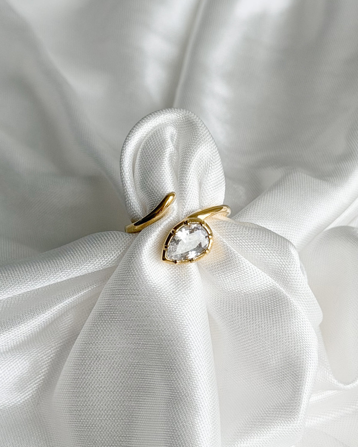 Ring Crystal Wave