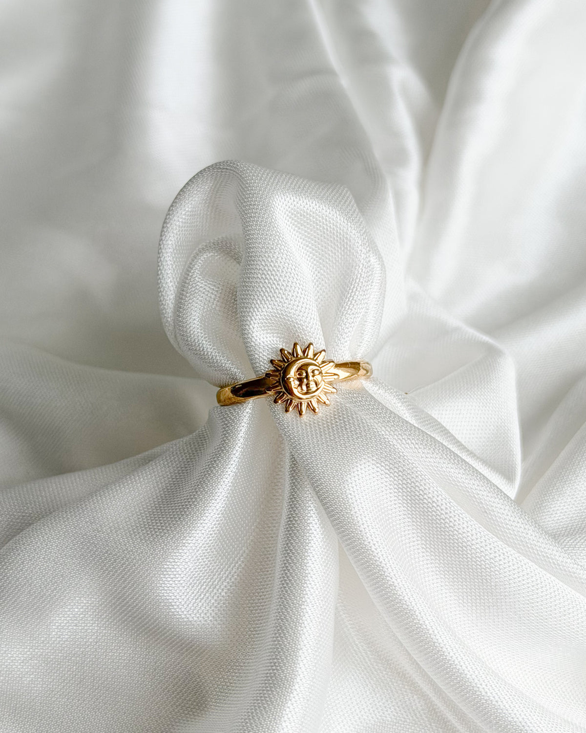 Ring Solar Muse