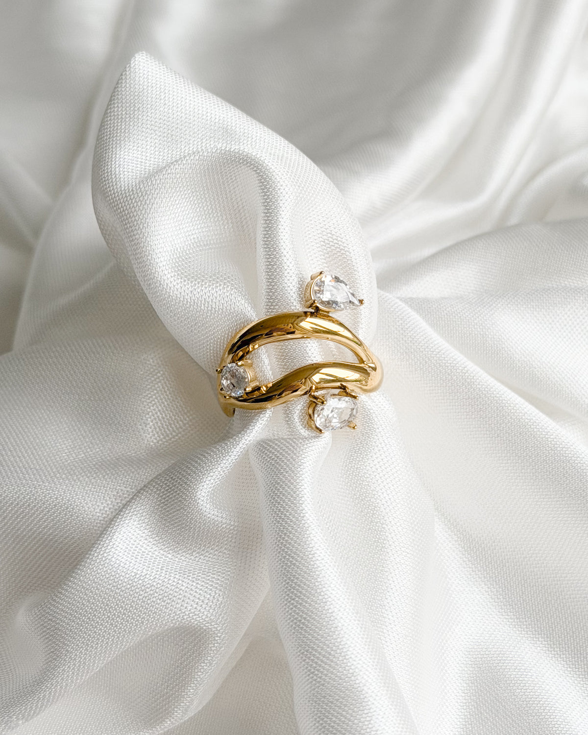 Ring Crystal Flow